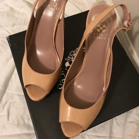 Vince Camuto VC-Leala Petal Slingback Stilettos - Picture 3 of 7